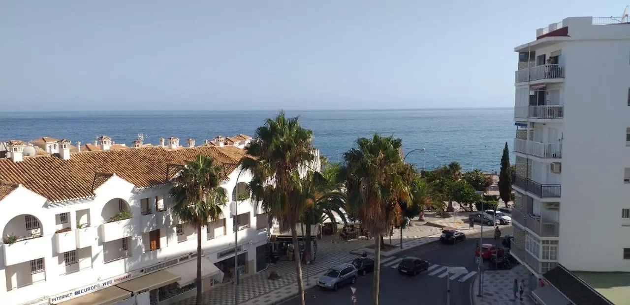 Apartamento frente al mar en la Torrecilla Nerja