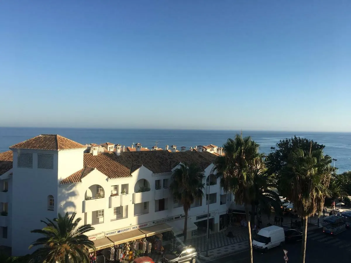 Apartamento Frente Al Mar En La Torrecilla Nerja Apartment